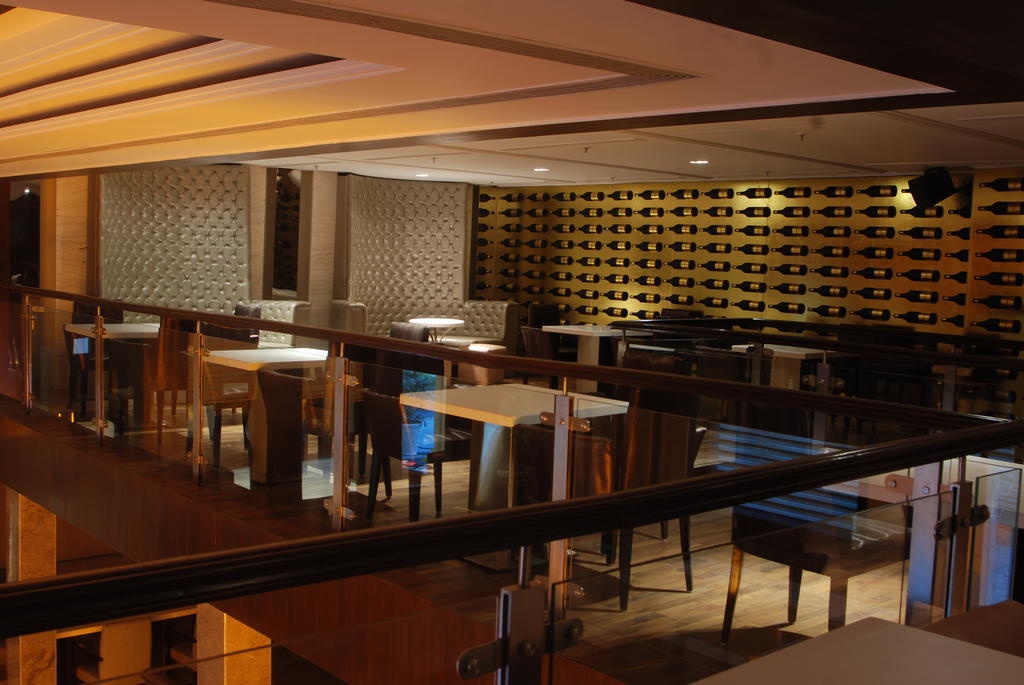 Hotel Pluto'S New Delhi Exterior photo